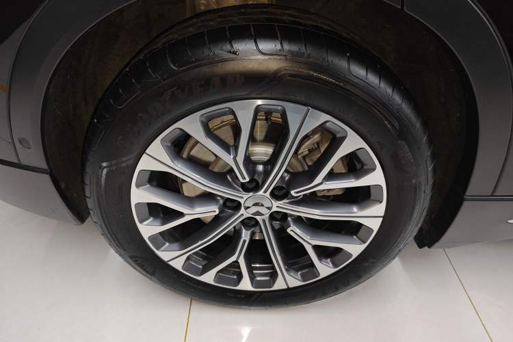 Used Nio ES6 2024 75 kWh Exterior 5