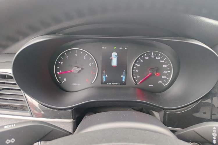 Used BYD Song MAX 2017 1.5T Automatic Smart Connect Luxury 7-Seater
