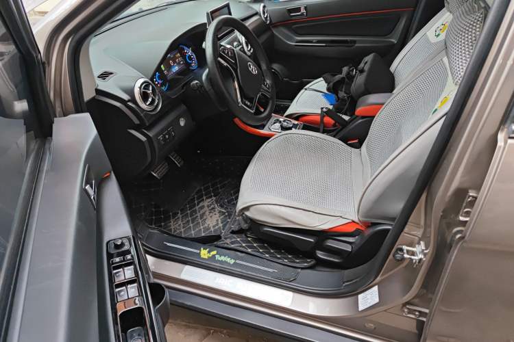 Used BAIC New Energy EX 2018 EX360 Trendy Edition Driver Seat