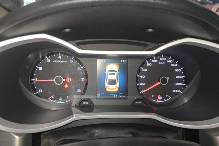 Used Geely Auto Emgrand GL 2017 1.8L DCT Elite Model