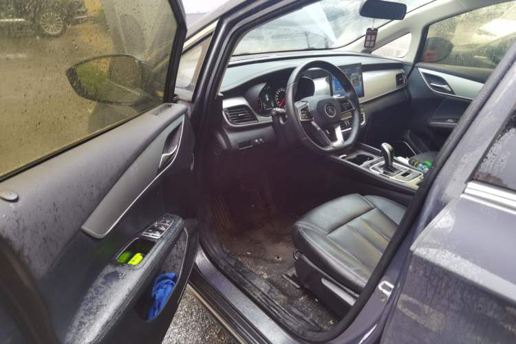 Used BYD Song MAX 2021 Upgraded Model 1.5T Automatic Luxury 7-Seater Driver Seat