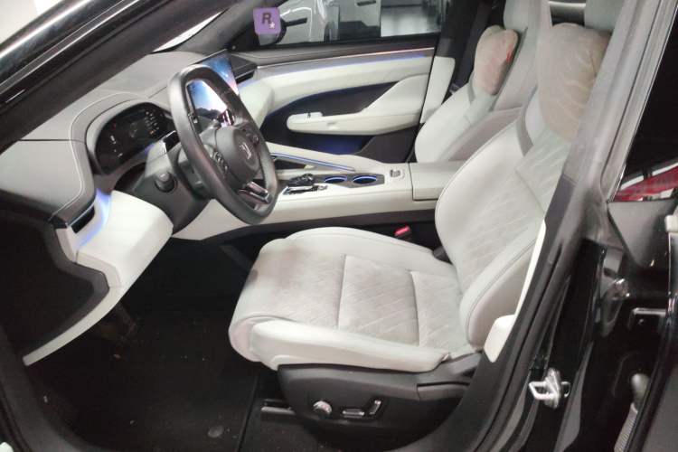 Used Zeekr 001 2024 WE Edition 95 kWh All-Wheel Drive Left Front Seat