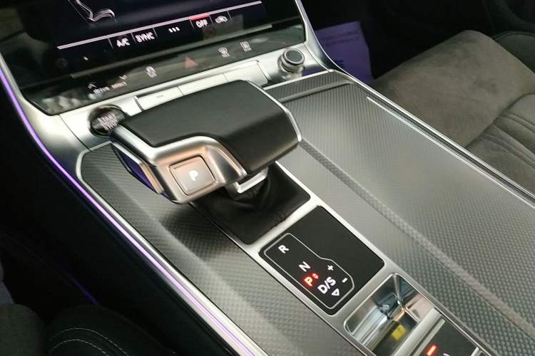 Used Audi A6L 2024 40 TFSI Luxury Dynamic Edition
