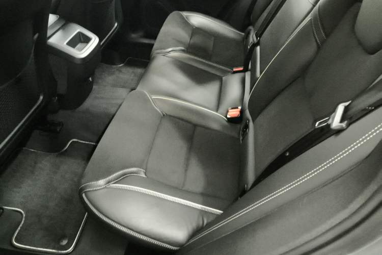 Used Volvo XC60 2018 T5 4x4 Smart & Sporty Edition