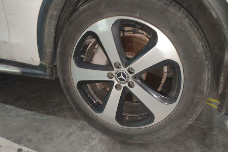 Used Mercedes-Benz GLC 2019 GLC 260 4MATIC Luxury Model