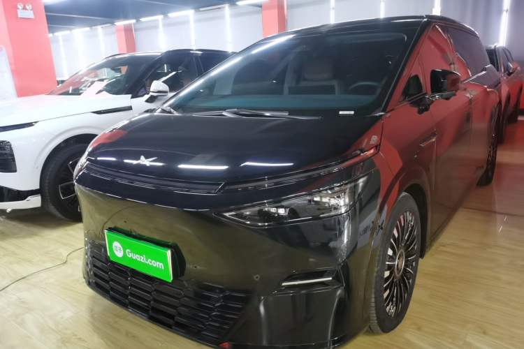 Used XPeng X9 2025 740 Ultra-Long Range Max