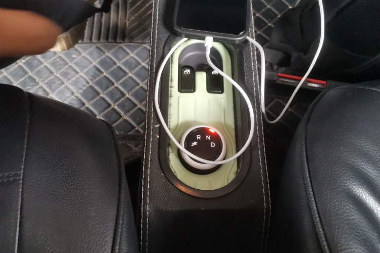 Used Wuling Hongguang MINIEV 2022 Macaron Premium Model – Lithium Iron Phosphate
