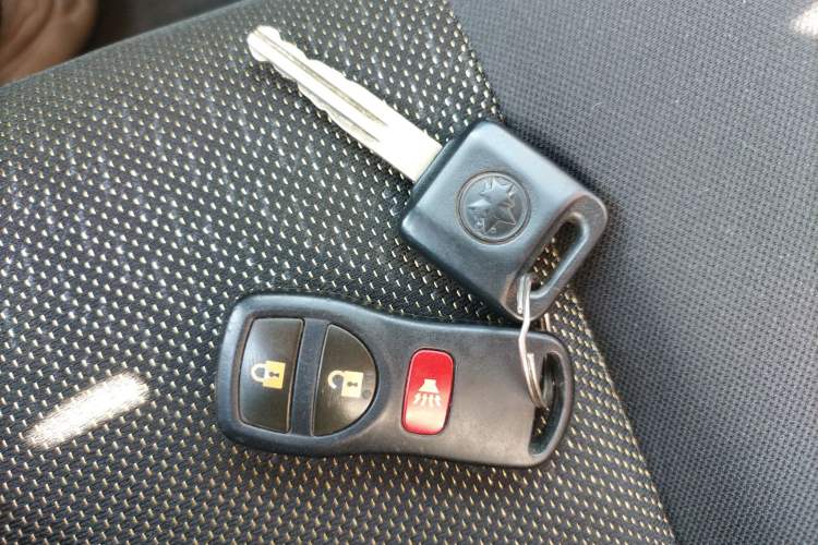 Used Venucia R50 2013 1.6L Manual Fashion Edition