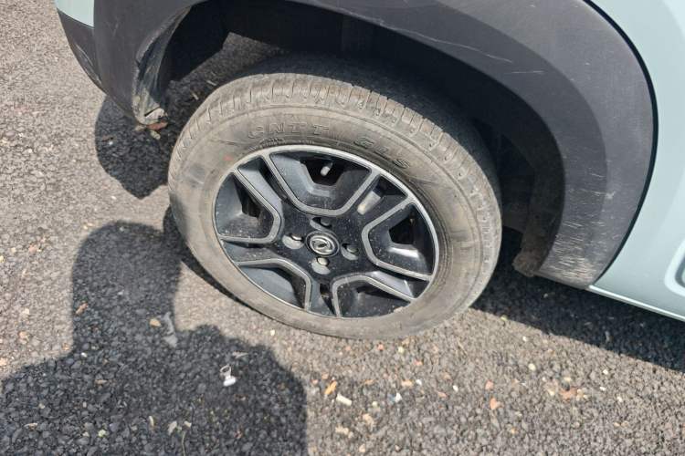 Used Dongfeng NAMMI BOX 2022 Chasing Wind Edition 331 km Standard Model Right Rear Wheel Hub