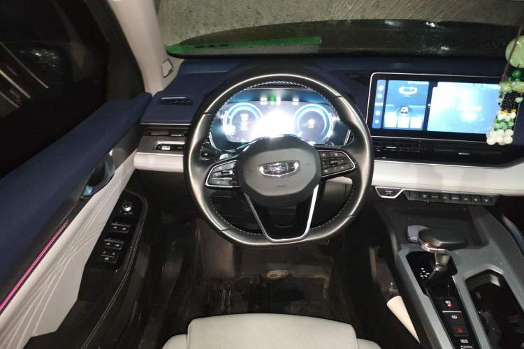 Used Geely Auto Preface 2023 2.0TD Prestige Version Steering Wheel
