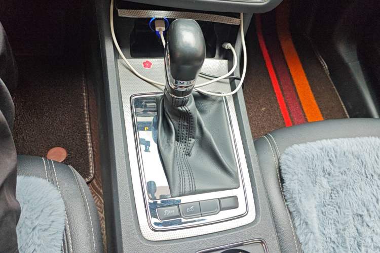 Used Roewe i6 2018 20T Automatic Flagship Edition
