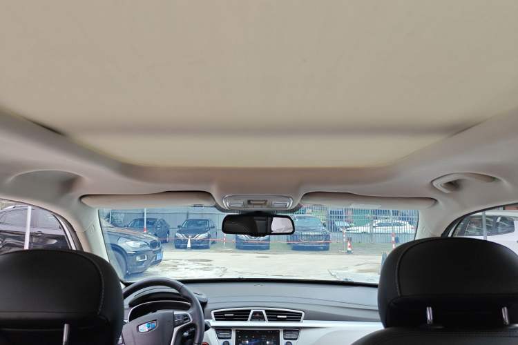 Used Geely Auto Emgrand X7 Sport 2016 1.8TD Automatic Smart Model Headliner