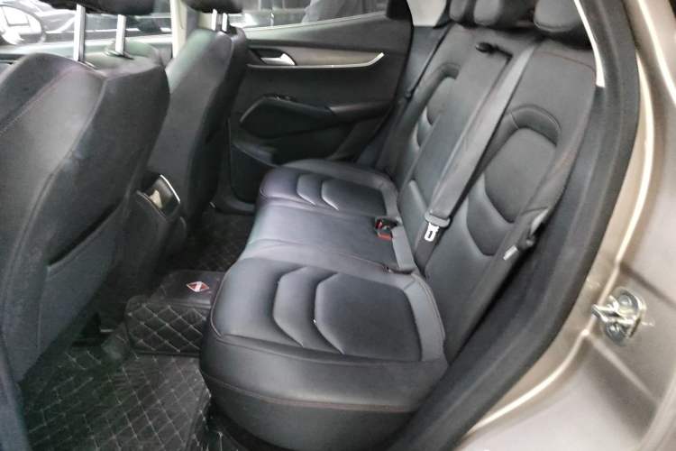 Used BORGWARD BX5 2017 20TGDI Automatic Two-Wheel Drive Pioneer Edition