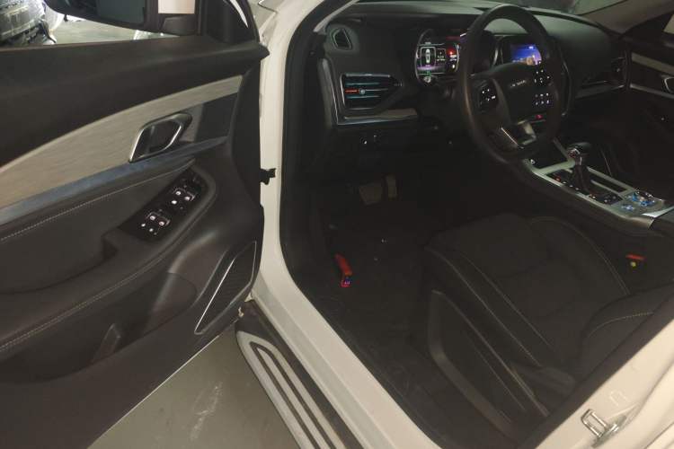 Used JETOUR X70 2020 1.5T DCT Comfort Edition 5-seater