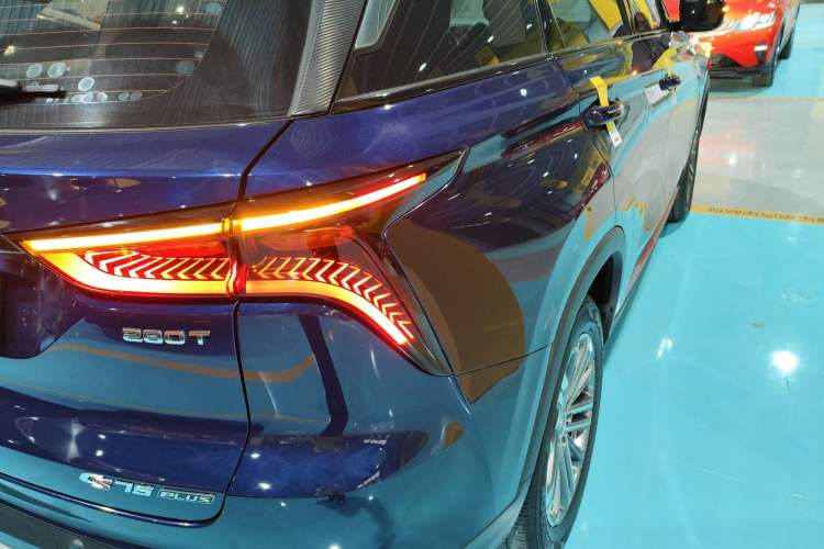 Used CHANGAN CS75 PLUS 2021 1.5T Automatic Prestige Model
