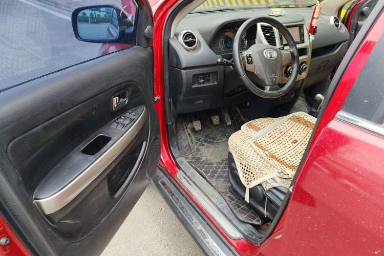 Used Great Wall M4 2012 1.5L Manual Luxury Version Driver Seat