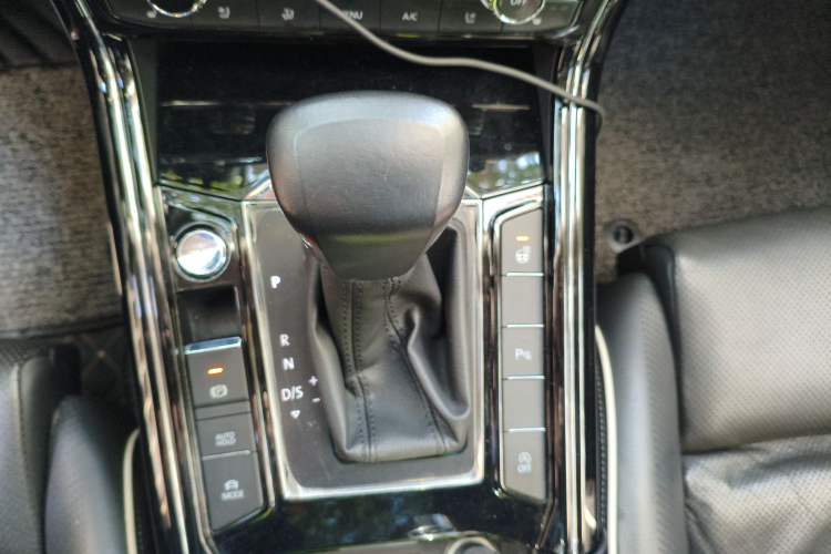 Used Volkswagen Phideon 2016 380TSI Two-Wheel-Drive Supreme Edition