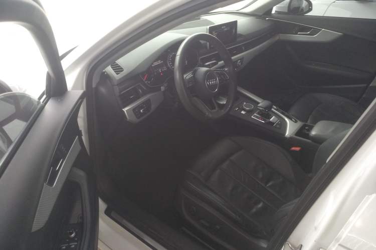 Used Audi A4L 2017 Plus 40 TFSI Fashion Model