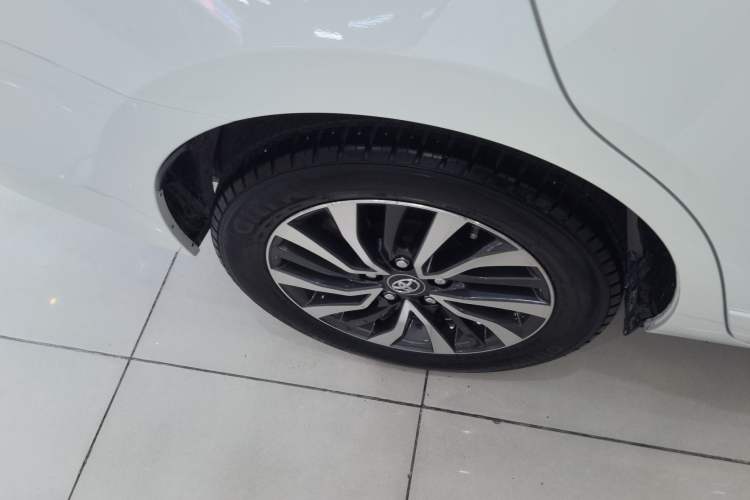 Used Toyota Corolla 2017 Revised Dual-Engine 1.8L E-CVT Elite Edition