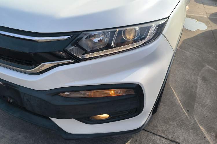 Used Honda XR-V 2015 1.5L LXi CVT Classic Edition
