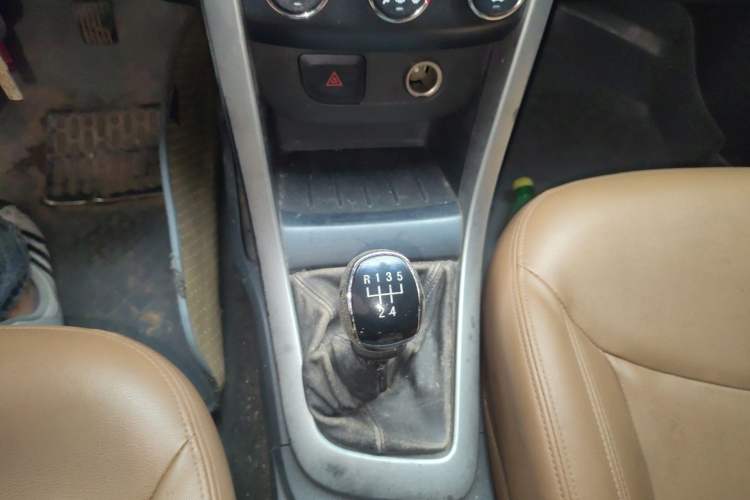 Used Baojun 630 2013 1.5L manual Elite version
