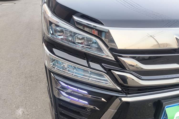 Used Toyota Vellfire 2021 Crown Dual-Engine 2.5L HV Prestige Edition