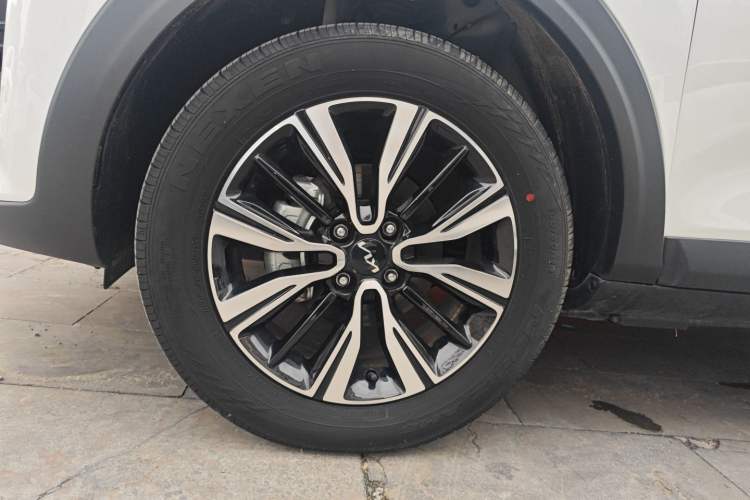 Used Kia kx1 Stonic 2021 1.4L CVT Sunroof Model