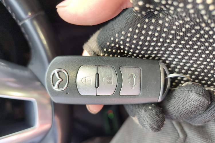 Used Mazda Atenza 2017 2.5L Blue Sky Prestige Edition