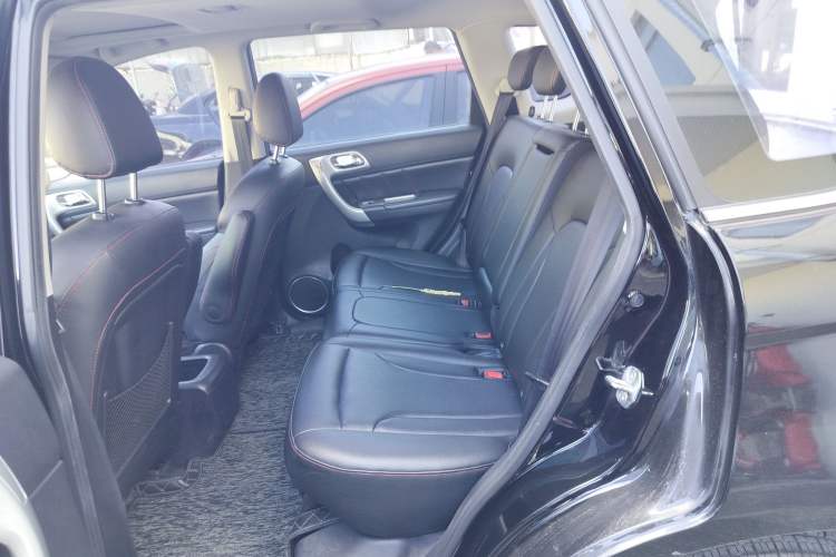 Used Haval H6 2016 Upgraded Model 1.5T Manual Two-Wheel Drive Elite Version