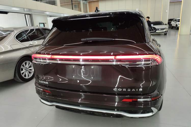 Used Lincoln Corsair 2023 2.0T All-Wheel-Drive Prestige Version Rear