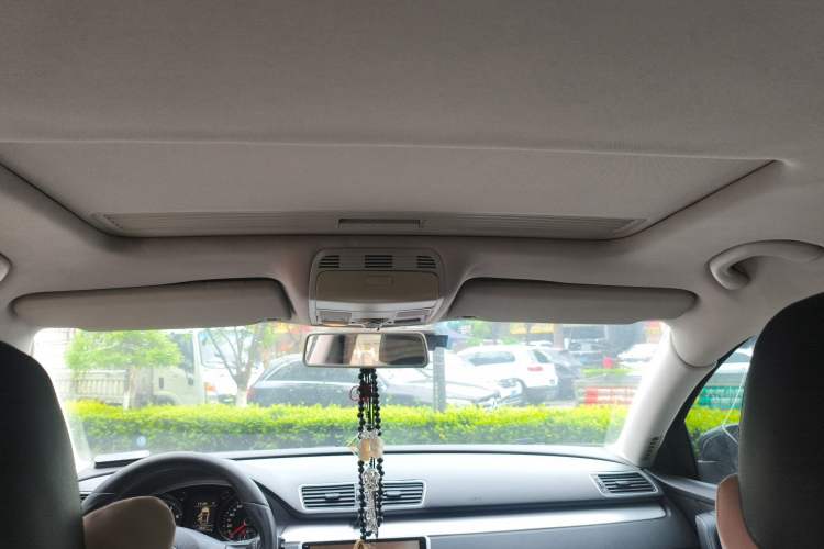 Used Volkswagen Magotan 2015 1.8TSI Comfort Model Headliner