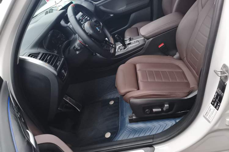 Used BMW X3 2021 xDrive25i M Sport Package Left Front Seat