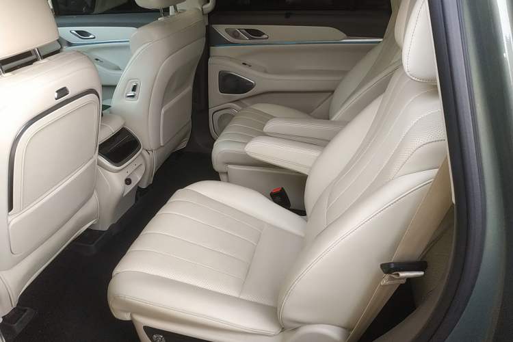 Used Wey Lanshan 2025 Four-Wheel Drive Max
