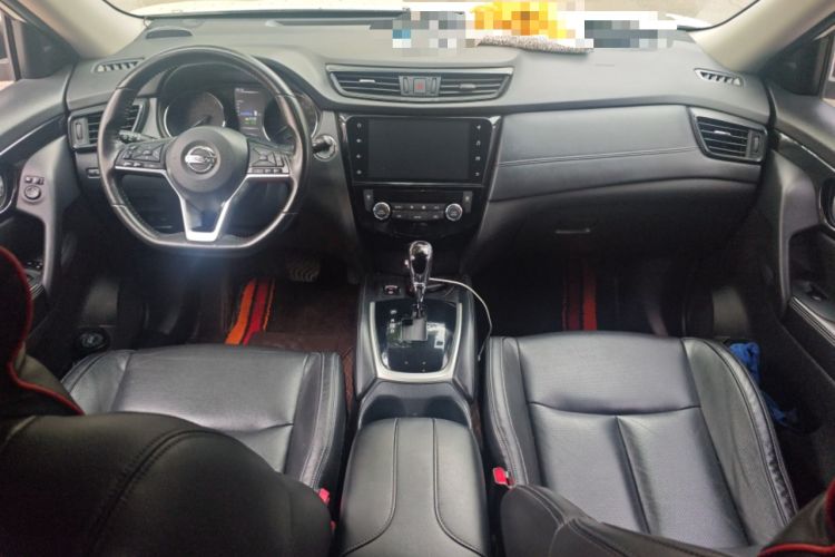 Used Nissan X-Trail 2019 2.0L CVT Smart Connect Comfort Edition 2WD Center Console