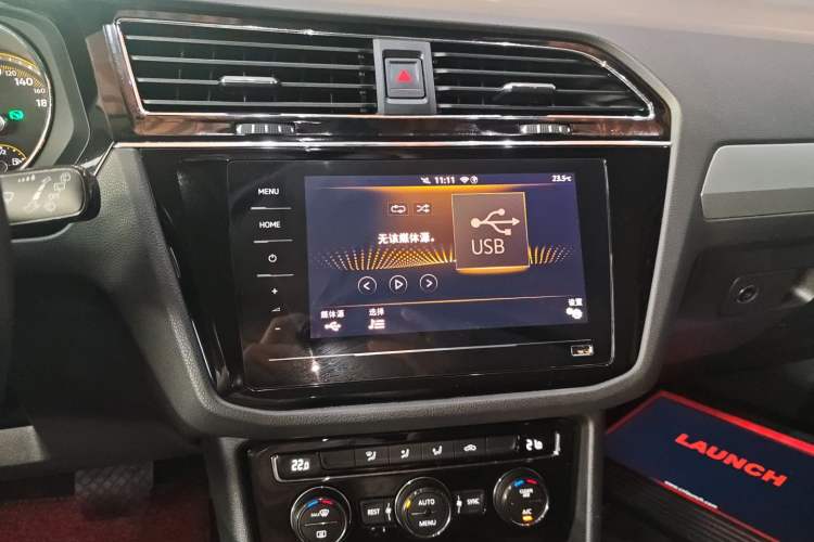 Used Volkswagen Tiguan L 2020 330TSI Automatic Two-Wheel Drive Panoramic Comfort Edition China VI Standard
