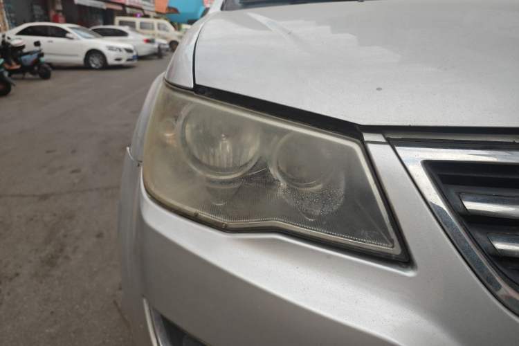 Used Land X8 2014 Explorer Edition 2.0T Gasoline 4x4 Luxury Model