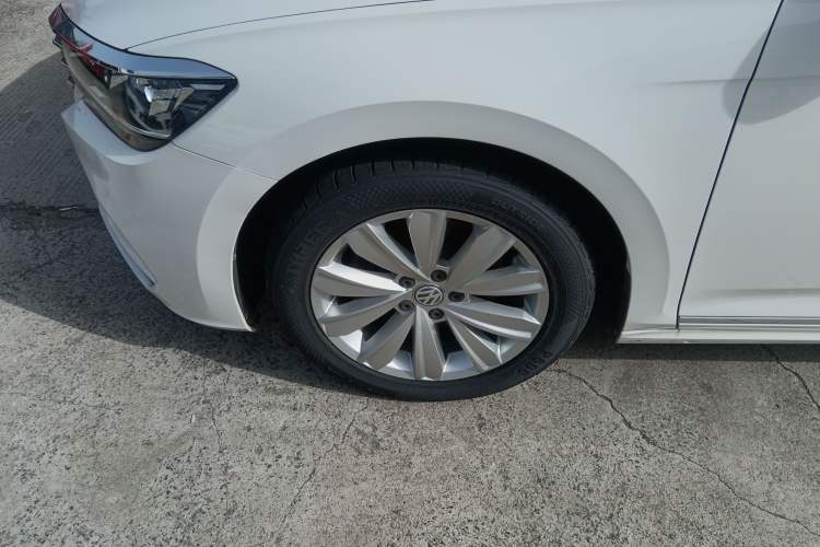 Used Volkswagen Passat 2019 330TSI Elite Edition China VI
