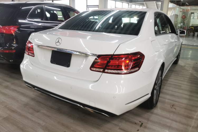 Used Mercedes-Benz E-Class 2015 E 180 L Sport Edition
