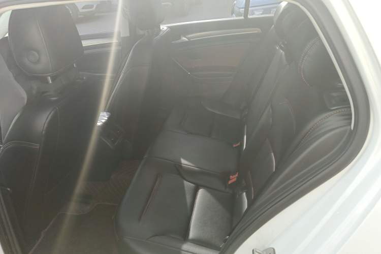 Used Volkswagen Golf 2015 1.4TSI Automatic Comfort Model Left Rear Seat