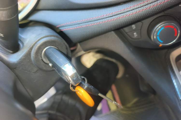 Used Chevrolet Monza 2019 RS 330T Automatic Comfort Edition China VI Standard Vehicle Key