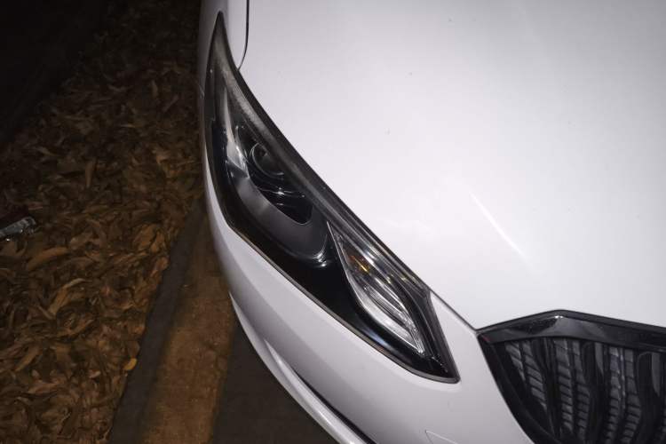 Used Buick GT 2016 15N Automatic Elite Edition Right Front Headlight