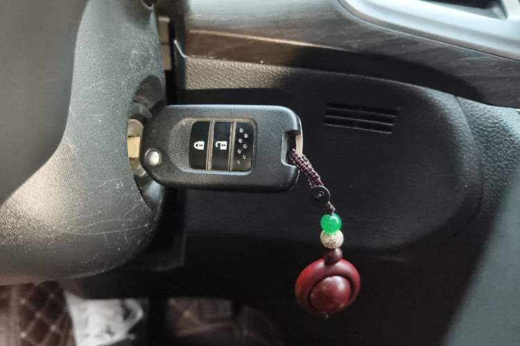 Used Honda Jade 2013 1.8L automatic Comfort version 5 seats