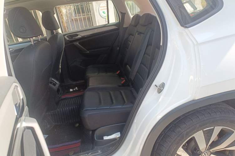 Used Volkswagen Tayron 2020 330TSI Two-Wheel Drive Luxury Smart Connectivity Version