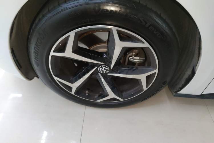 Used Volkswagen ID.3 2025 Smart Edition Ultra-Intelligent Version Left Front Wheel Hub