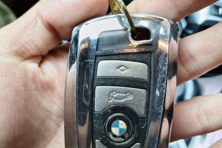 Used BMW 5 Series GT 2014 528i Leading Model Vehicle Key