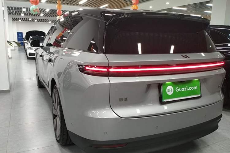 Used Li Auto i8 2025 Model Standard Version
