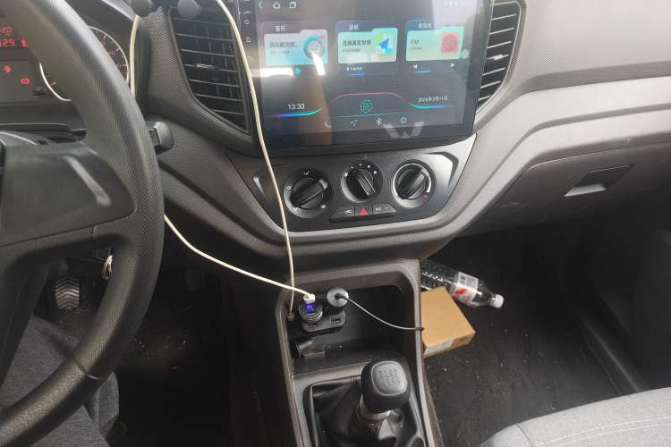 Used Wuling Hongguang V 2022 1.5L Jingqu Edition Electric-Assist LAR
