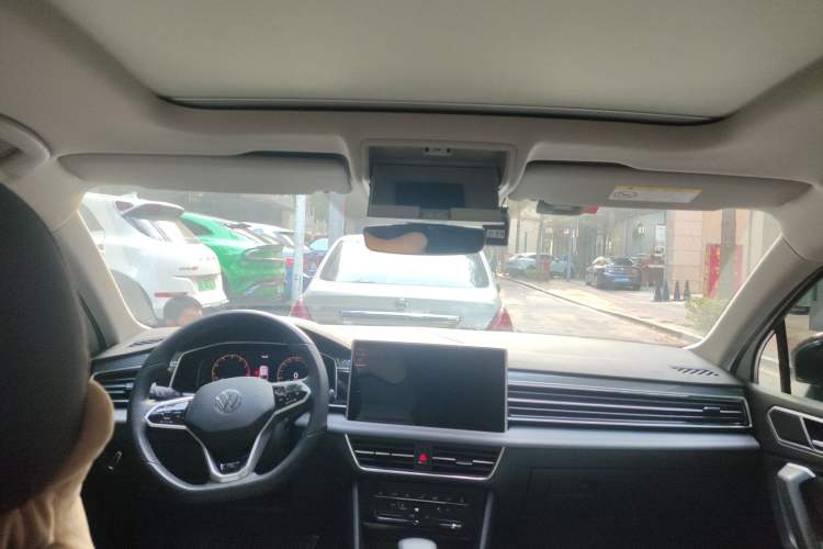 Used Volkswagen Tiguan X 2023 330TSI Two-Wheel-Drive Flagship Edition