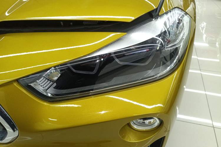 Used BMW X2 2019 sDrive25i Luxury Model with M Off-Road Package China VI Emission Standard
