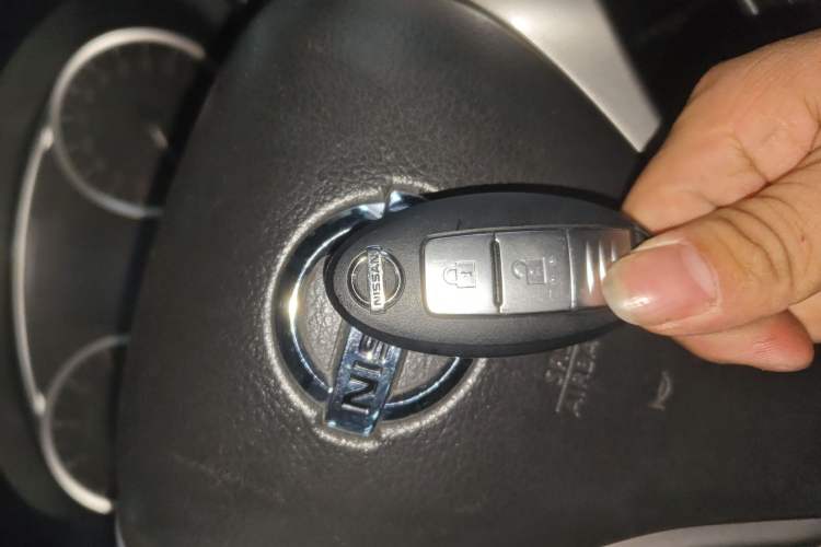 Used Nissan Tiida 2016 1.6L CVT Smart Drive Edition
